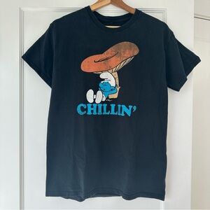 Smurf Chillin' ‎ under mushroom black tee shirt VGUC Gildan sz M